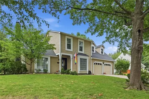 Exterior - 1597 El Dorado Dr, Lawrence, KS 66049 photo 4 of 9