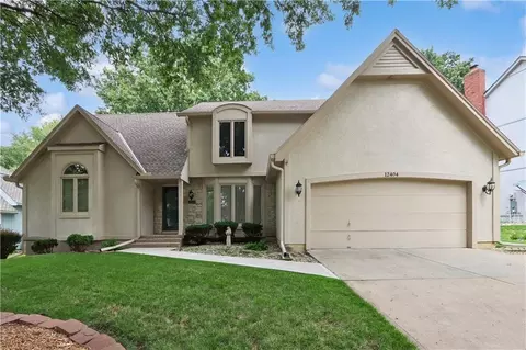 12404 Horton St, Overland Park, KS 66209