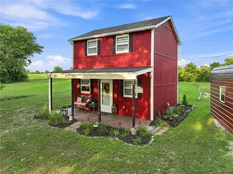 Exterior - 16887 Snipe Rd, Marceline, MO 64658 photo 1 of 11