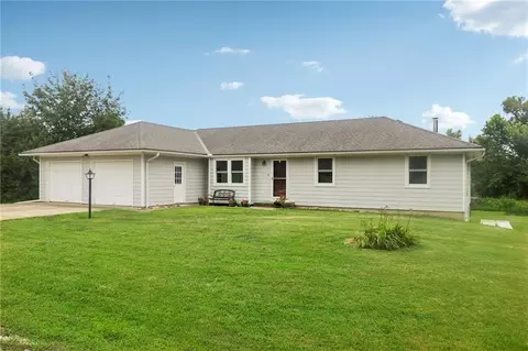 18591 Cantrell Rd, Linwood, KS 66052