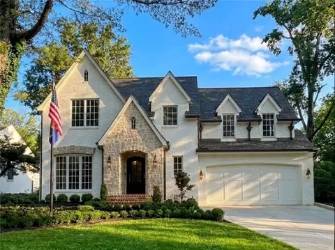 6748 Fontana St, Prairie Village, KS 66208