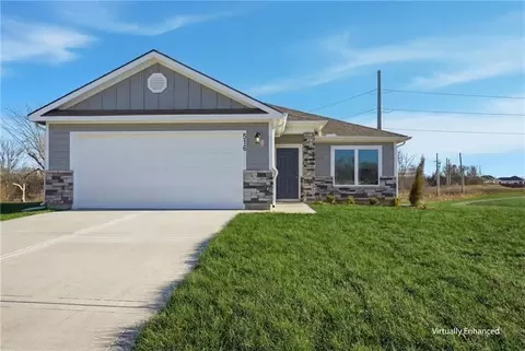 1614 SW 9th St, Oak Grove, MO 64075
