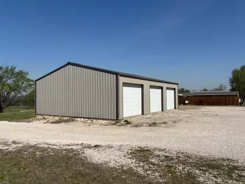 Exterior - 1335 2000th St, Iola, KS 66749 photo 6 of 6