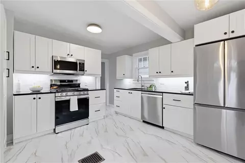 7639 Jefferson St, Kansas City, MO 64114