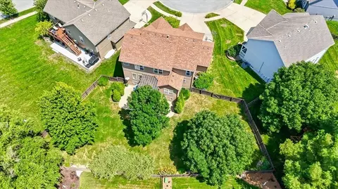 View/Area - 2359 SW Eagle View Dr, Lees Summit, MO 64082 photo 3 of 4