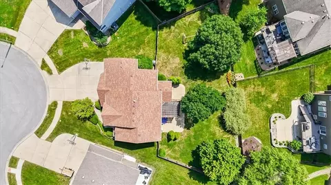 View/Area - 2359 SW Eagle View Dr, Lees Summit, MO 64082 photo 2 of 4
