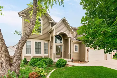 25168 W 150th Ter, Olathe, KS 66061