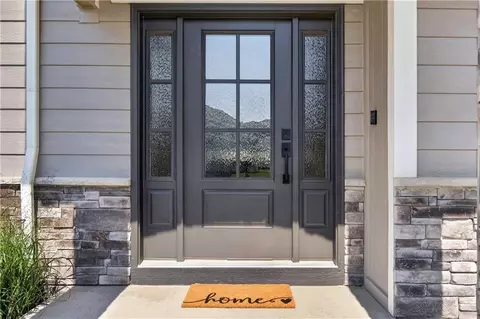 Entry Way - 11414 Bluestem Dr, Kearney, MO 64060 photo 1 of 9