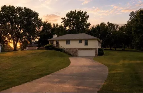 13470 Brookwood Way, Saint Joseph, MO 64505