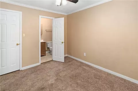 Bedroom - 304 E Mason St, La Monte, MO 65337 photo 6 of 6