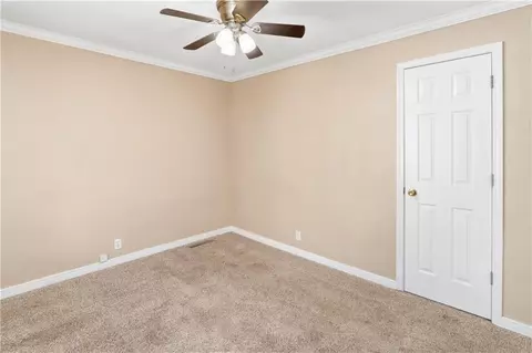 Bedroom - 304 E Mason St, La Monte, MO 65337 photo 2 of 6