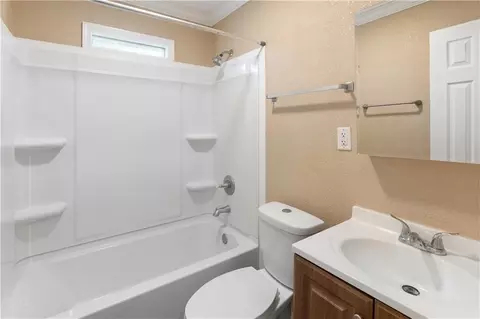 Bath - 304 E Mason St, La Monte, MO 65337 photo 1 of 2