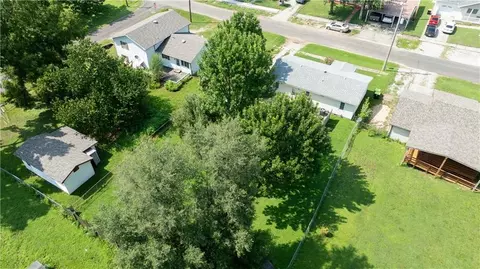 View/Area - 304 E Mason St, La Monte, MO 65337 photo 5 of 7