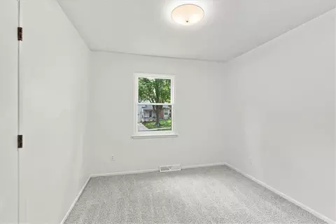 Bedroom - 817 E Cothrell St, Olathe, KS 66061 photo 2 of 8