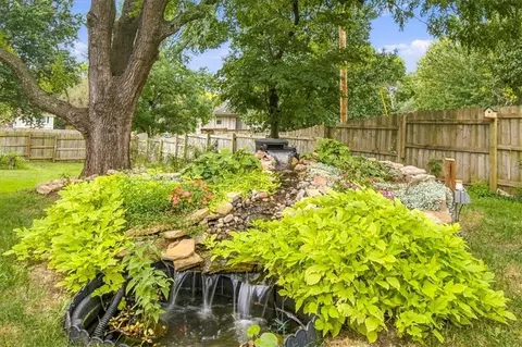 Exterior - 817 E Cothrell St, Olathe, KS 66061 photo 11 of 13
