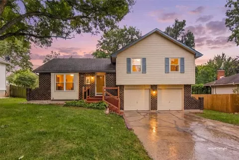 Exterior - 817 E Cothrell St, Olathe, KS 66061 photo 2 of 13