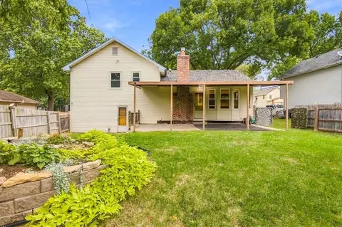 Exterior - 817 E Cothrell St, Olathe, KS 66061 photo 12 of 13