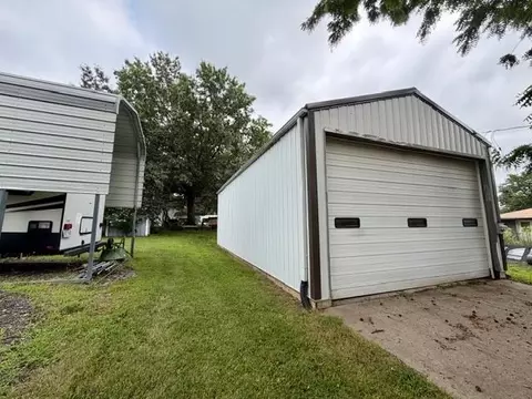 401 N Kenyon St, Albany, MO 64402 photo 6