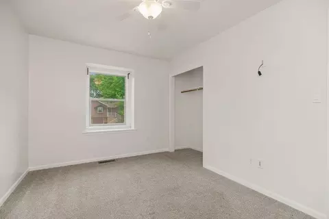Bedroom - 2133 NE Chipman Rd, Lees Summit, MO 64086 photo 4 of 6