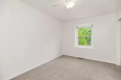 Bedroom - 2133 NE Chipman Rd, Lees Summit, MO 64086 photo 3 of 6