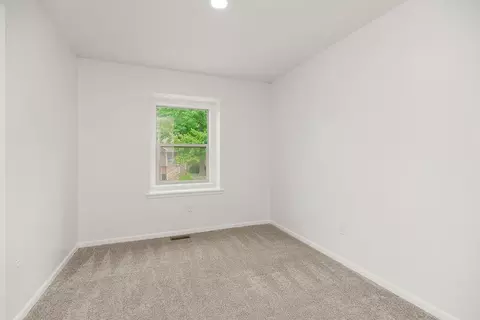 Bedroom - 2133 NE Chipman Rd, Lees Summit, MO 64086 photo 5 of 6