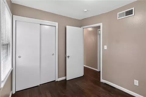 Bedroom - 16703 E 2 St, Independence, MO 64056 photo 5 of 5