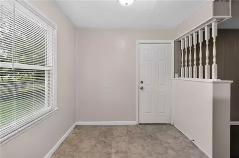 Entry Way - 16703 E 2 St, Independence, MO 64056 photo 2 of 3
