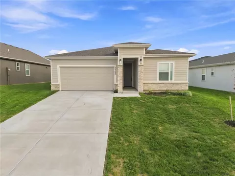 1705 NW 105th Ter, Kansas City, MO 64155