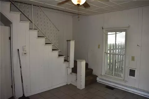 Entry Way - 809 Valley St, Rushville, MO 64484 photo 1 of 1