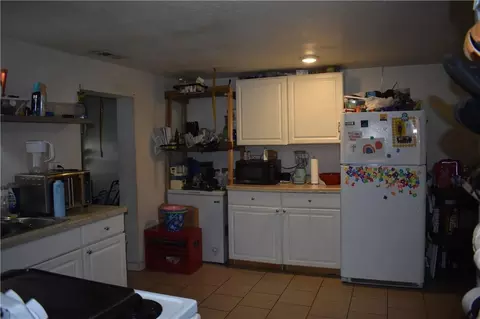 Kitchen - 809 Valley St, Rushville, MO 64484 photo 5 of 5
