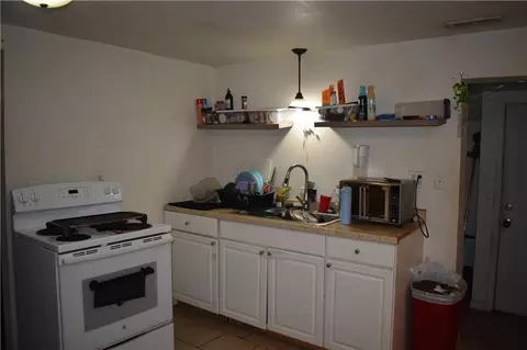 Kitchen - 809 Valley St, Rushville, MO 64484 photo 4 of 5