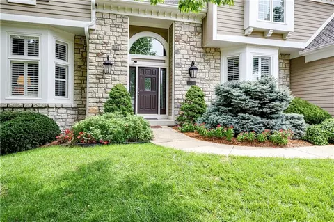 13845 Hadley St, Overland Park, KS 66223
