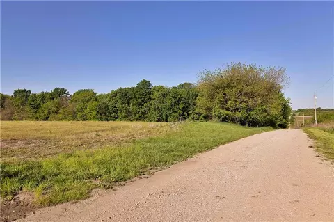 tbd Key Ave, Gallatin, MO 64640 photo 4