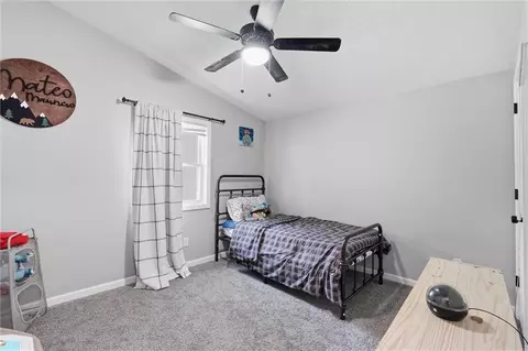 Bedroom - 1018 S Appleton Ave, Independence, MO 64053 photo 5 of 6