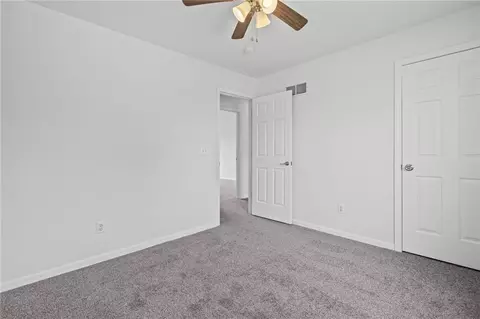 Bedroom - 712 S Sunset Ln, Raymore, MO 64083 photo 4 of 9