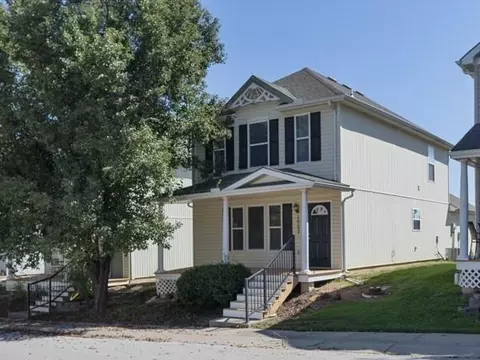 1003 NE Clear Creek Rd, Grain Valley, MO 64029