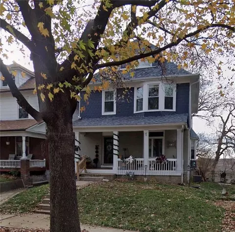 2833 Peery Ave, Kansas City, MO 64127