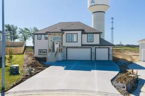 15589 Sheridan Ct, Basehor, KS 66007
