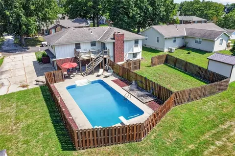 Other - 408 E Walnut St, Odessa, MO 64076 photo 1 of 6