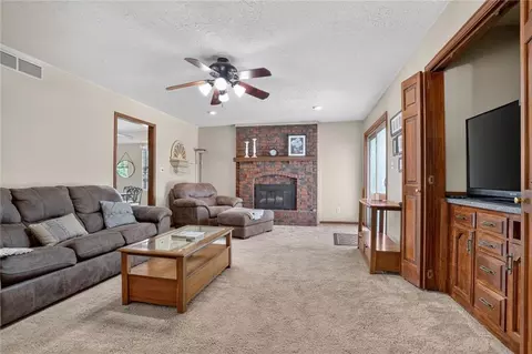 Living - 408 E Walnut St, Odessa, MO 64076 photo 2 of 4