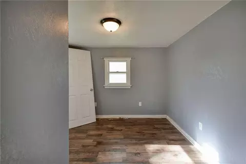 Bedroom - 407 S Clarke Ave, Clever, MO 65631 photo 2 of 4