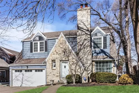1260 W 72nd St, Kansas City, MO 64114