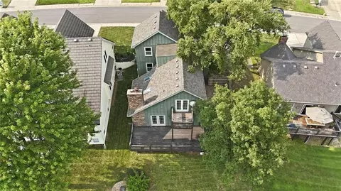View/Area - 701 NE Burning Tree St, Lees Summit, MO 64064 photo 2 of 4