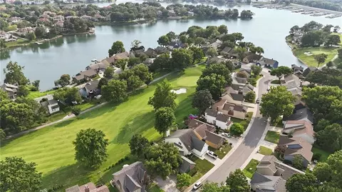 View/Area - 701 NE Burning Tree St, Lees Summit, MO 64064 photo 1 of 4