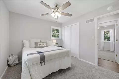 Bedroom - 504 SW Persels Rd, Lees Summit, MO 64081 photo 1 of 8