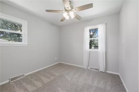 Bedroom - 504 SW Persels Rd, Lees Summit, MO 64081 photo 3 of 8