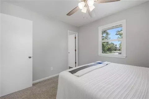 Bedroom - 504 SW Persels Rd, Lees Summit, MO 64081 photo 2 of 8