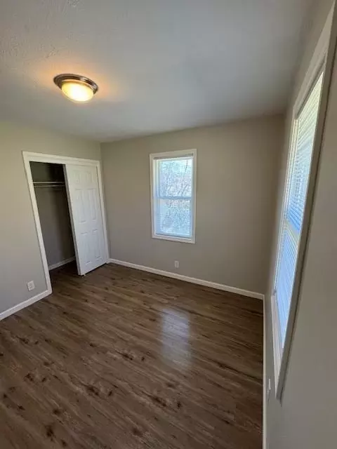 Bedroom - 300 Oak St, Freeman, MO 64746 photo 2 of 3