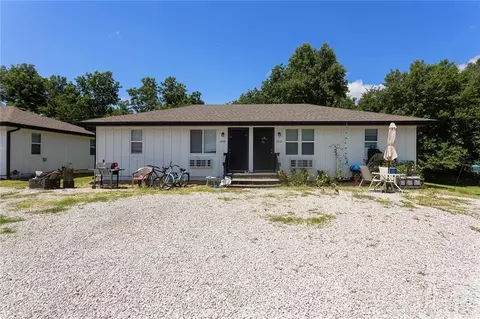 Exterior - 300 Oak St, Freeman, MO 64746 photo 5 of 13