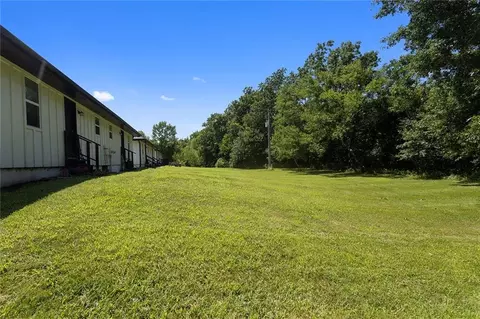 Exterior - 300 Oak St, Freeman, MO 64746 photo 7 of 13